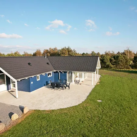10 Person In Rodby-by Traum Semesterbostad